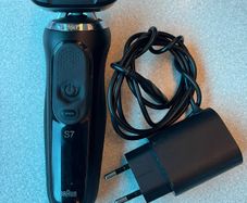 braun new series 7 smart sonic shaver with smart dock station clean charge Wet and Dry Electric Shaver