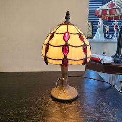 Table lamp Tiffany style