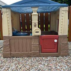 kids playhouse
