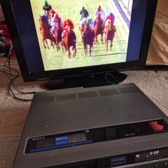 Sony Betamax SL-F30 UB & 50 tapes.
