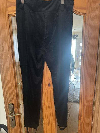 Cardio Bunny black velvet printed leggings size XL UK18 EU46 postage included