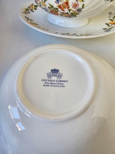 Aynsley Cottage Garden Dinner Set for 8 person