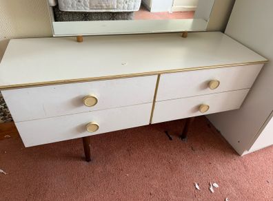Dressing Table and matching chest of drawers