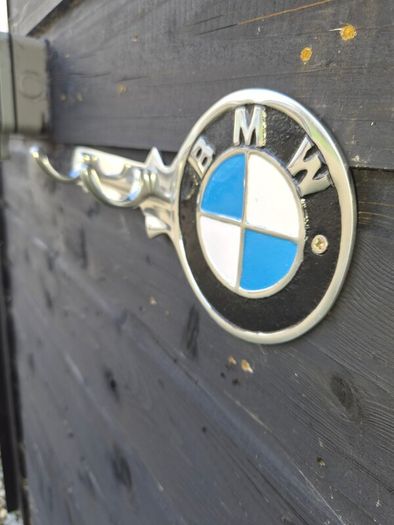 Car coat hanger