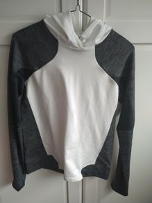Under Armour X's ladies top