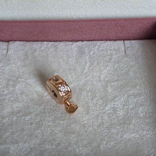 Pandora rose gold Infinite hearts sparkling dangling clip charm ,two small signs of the back but not visible