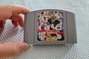 NFL Quarterback Club 2000 Nintendo 64 N64 Games Original