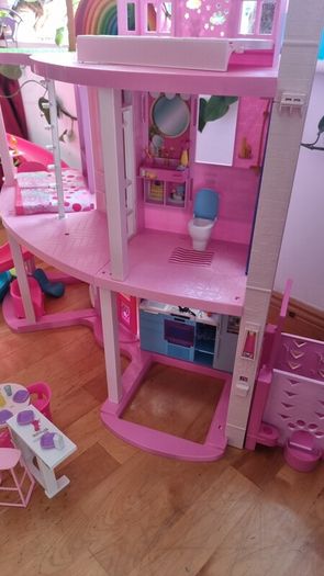 Barbie Dream House with Accessories