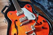 Gretsch 5122T Hollow Body guitar + Hard Case (Delivery available)
