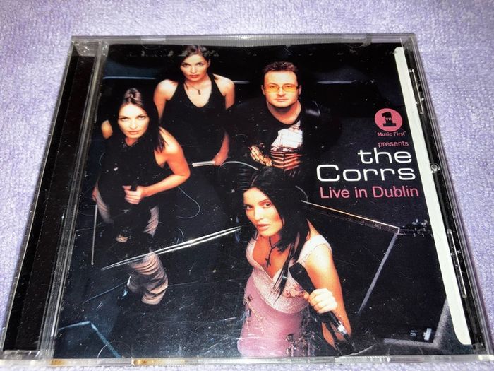 THE CORRS - live in Dublin    CD