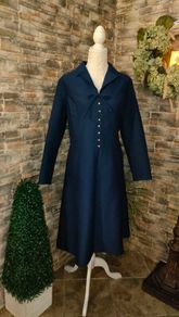 Classic Vintage 60s 70s navy dress