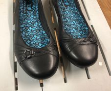 Black flat shoes