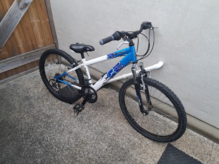 Kids bike