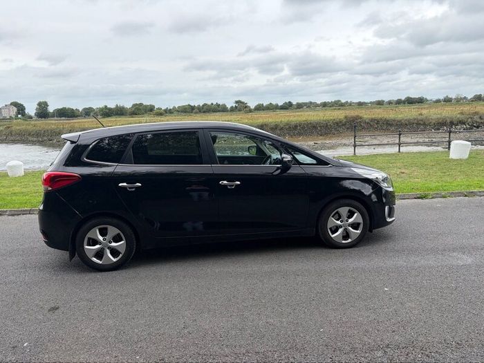 Kia Carens 2015
