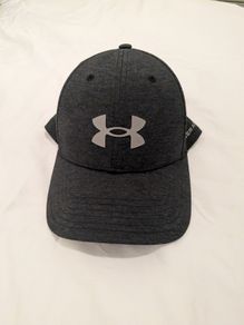 Cap under armour