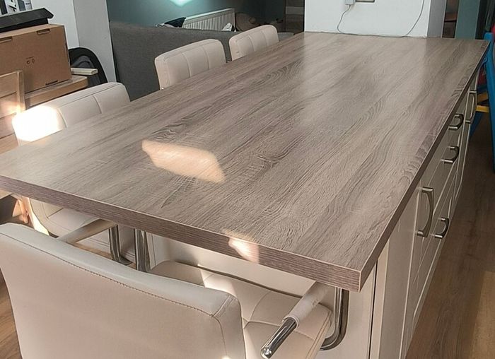 Laminate kitchen counter