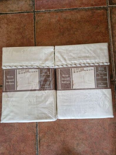 Bedlinen 2 Full Matching Bedlinen Sets for Single Beds - see description for details