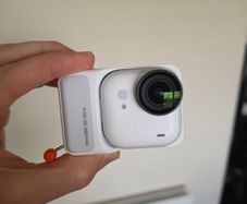 insta360 Go Ultra White Edition + Micro Lens Kit