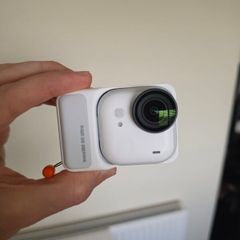 insta360 Go Ultra White Edition + Micro Lens Kit
