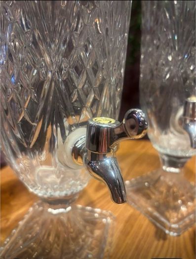 Drinks dispenser