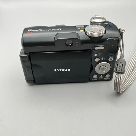 Canon PowerShot A640 10MP Digital Camera Black - Flip Screen