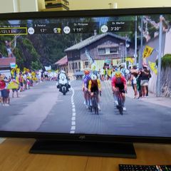 JVC 40 inch TV  Model LT-40TW51J, with remote control, working perfect and in excellent condition