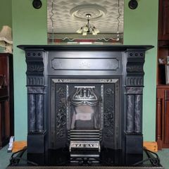 Fireplace - Excellent Condition