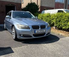 BMW 3-Series 2011 318 Exclusive Edition Touring