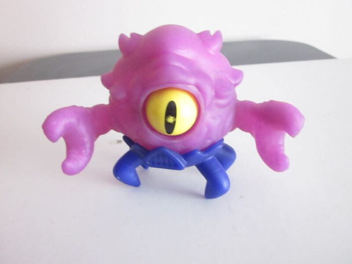 Goo Jit Zu Crusticoid Action Figure Galaxy attack