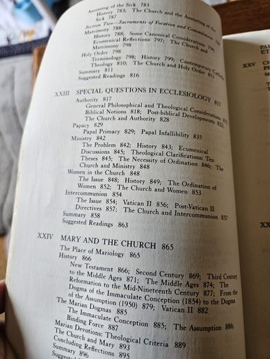 First Edition 1981 Catholicism Richard P. McBrien. Religious.