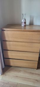 chest of drawers