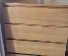 chest of drawers