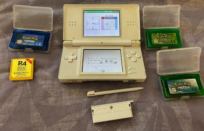 Ds Lite- White