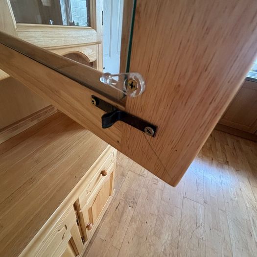 kitchen cabinet