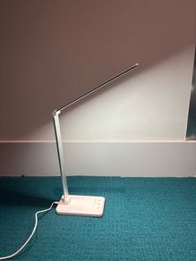 Table lamp