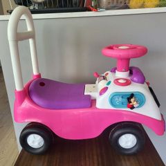 Toy car, Minnie Mouse
