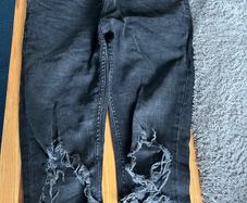 mens ripped jeans