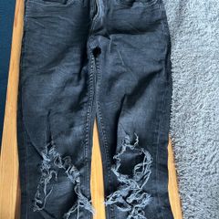 mens ripped jeans