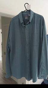 Brand new Van Heusen 17.5 Men's Shirt