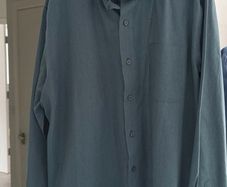 Brand new Van Heusen 17.5 Men's Shirt