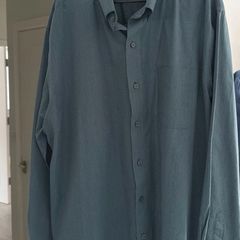 Brand new Van Heusen 17.5 Men's Shirt