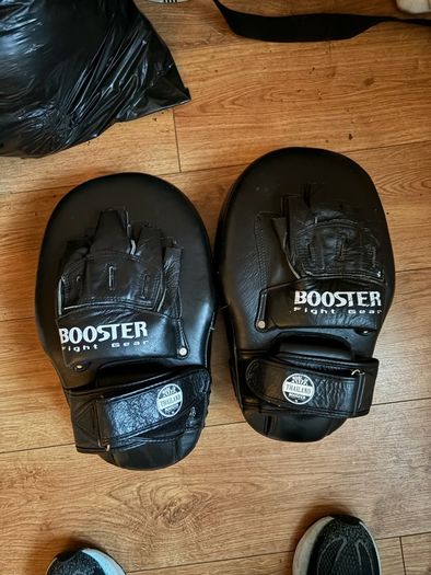 Booster Hybird pro pads
