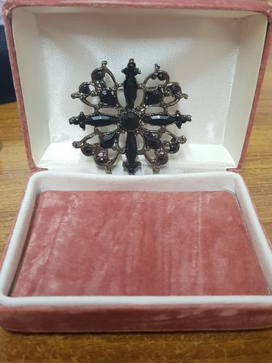 Vintage Brooch