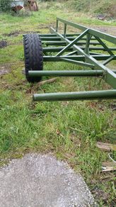 Bale trailer