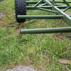 Bale trailer
