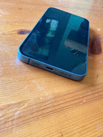 iPhone 13 128GB blue