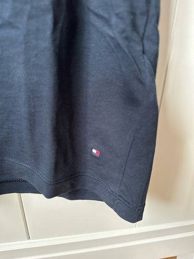 Tommy Hilfiger women ladies t-shirt, top, immaculate condition, barely used