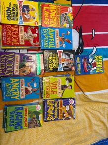 Horrible History book set