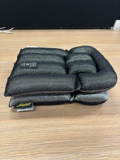 Snickers floor layer knee pads