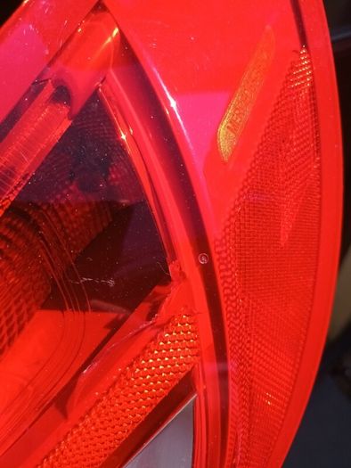 Mercedes benz CLA rear right light